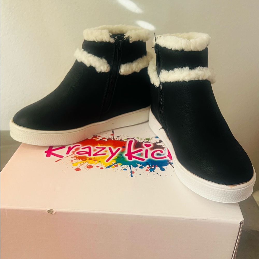 Krazy Kick Black Ankle Boots with White Fur